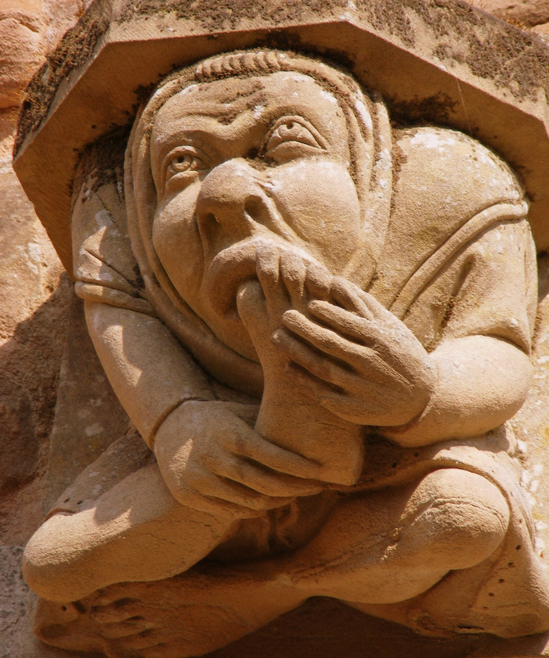 Illustration for article titled A Menagerie of Church Gargoyles Includes Aliens and Astronauts